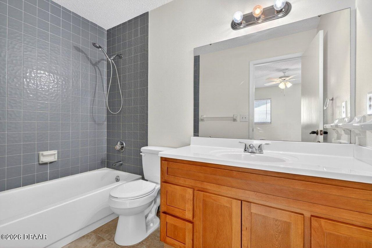 3333 S Ridgewood Avenue, Unit 15, Port Orange, FL 32129 Photo