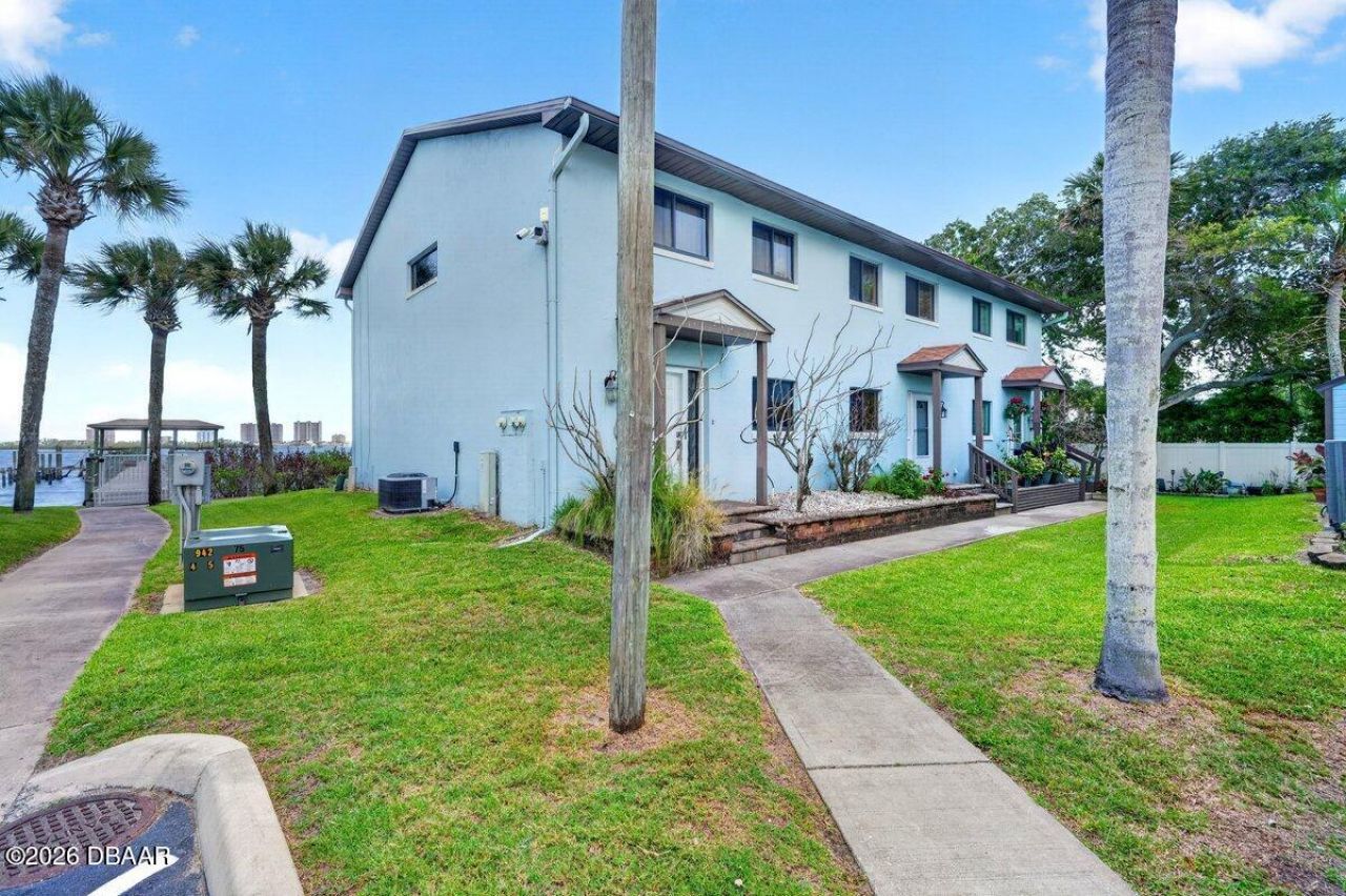 3333 S Ridgewood Avenue, Unit 15, Port Orange, FL 32129 Photo