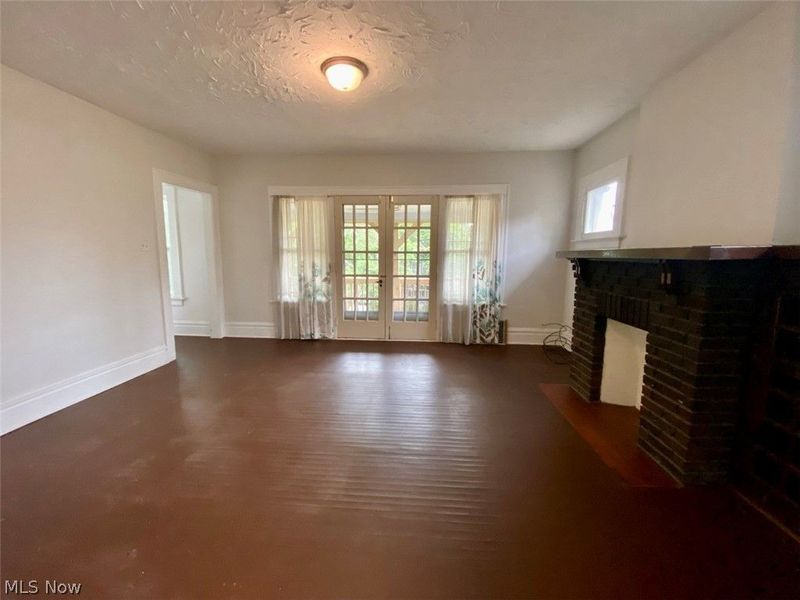 400 Cloverdale Avenue, Unit UP, Akron, OH 44302 Photo 2