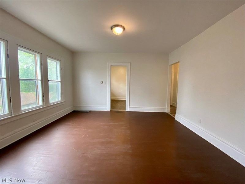 400 Cloverdale Avenue, Unit UP, Akron, OH 44302 Photo 3