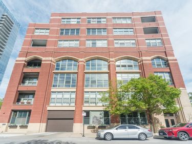 2001 S CALUMET Avenue, Unit 508, Chicago, IL 60616