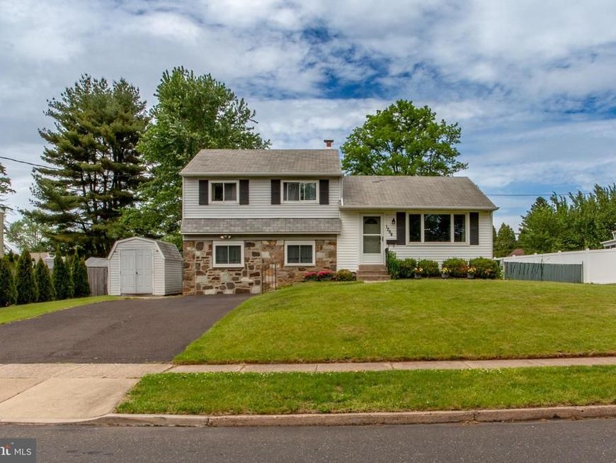 1264 Tulip Road, Warminster, PA 18974 Main Photo