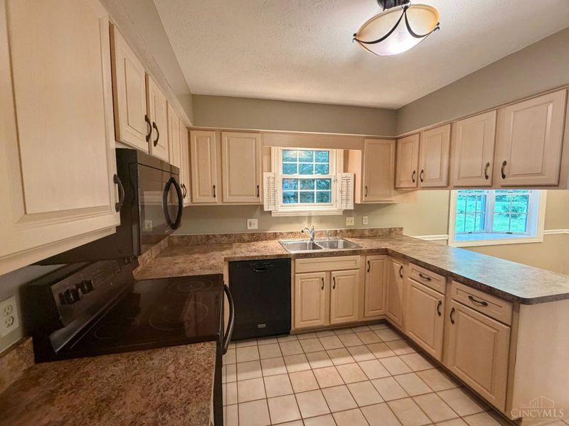 876 Maple Ridge Court, Fairfield, OH 45014 Photo 21