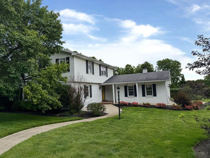 876 Maple Ridge Court, Fairfield, OH 45014 Photo 4