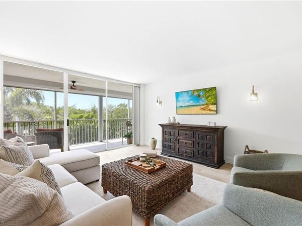 3 Bluebill AVE , Unit 303, NAPLES, FL 34108