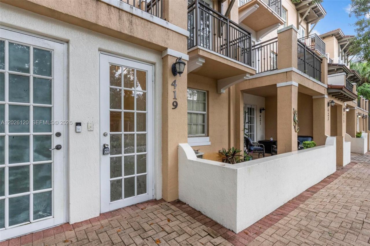 419 SW 147th Ave, Unit 108, Pembroke Pines, FL 33027 Photo