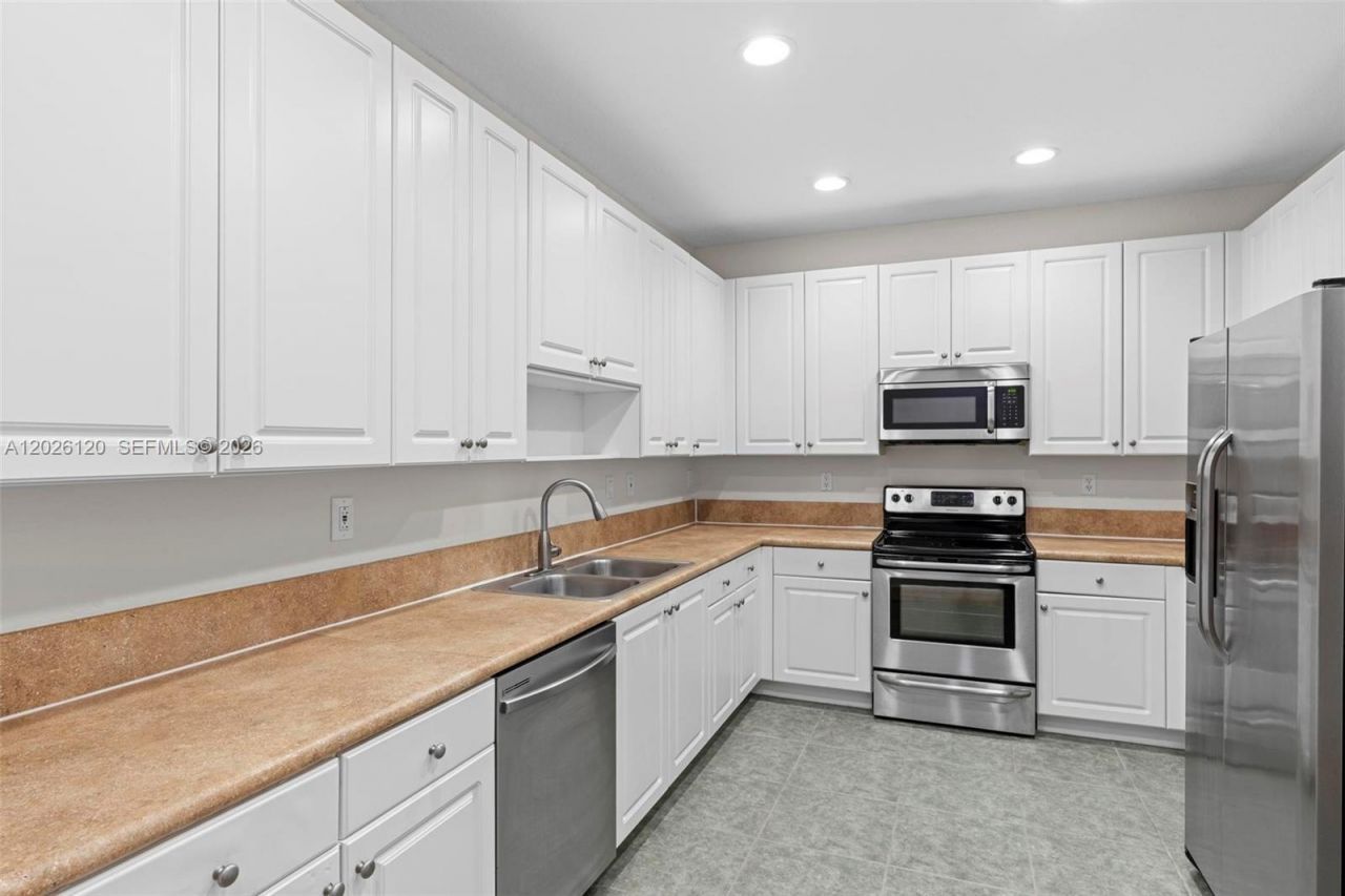 419 SW 147th Ave, Unit 108, Pembroke Pines, FL 33027 Photo