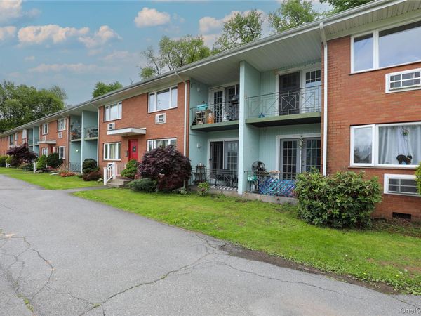 30 Lamb Avenue , Unit 2d, Saugerties, NY 12477