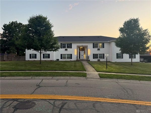 30 Poinciana Drive, Unit 6, Dayton, OH 45459