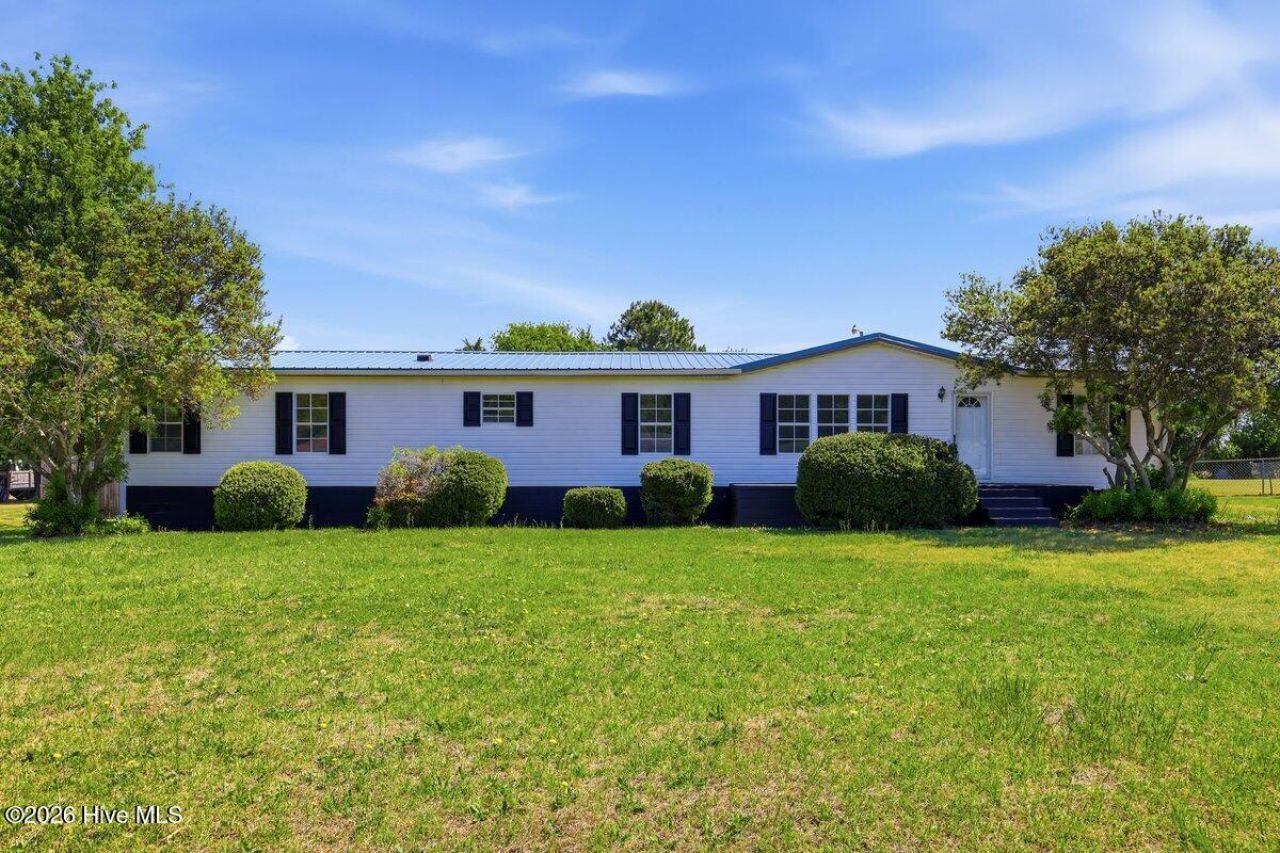 114 Duck Ridge Drive , Pikeville, NC 27863 Main Photo