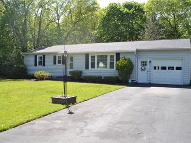 833 Dewitt Road, Webster, NY 14585