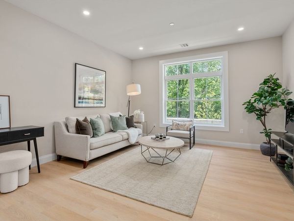 7 Cross St, Unit 102U, Wilmington, MA 01887