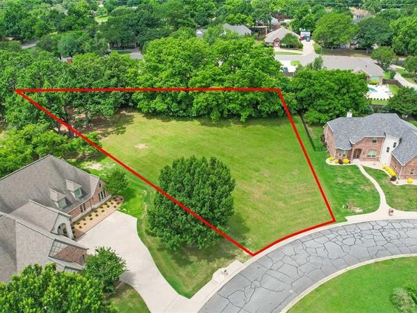 2001 Bois D Arc Street, Bonham, TX 75418