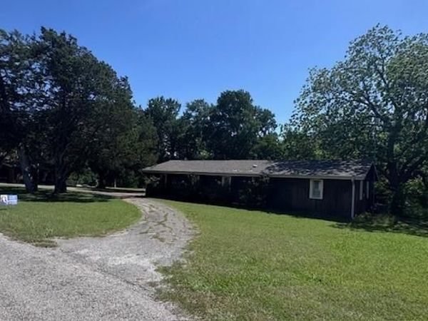 698 Mimosa Drive , Pottsboro, TX 75076