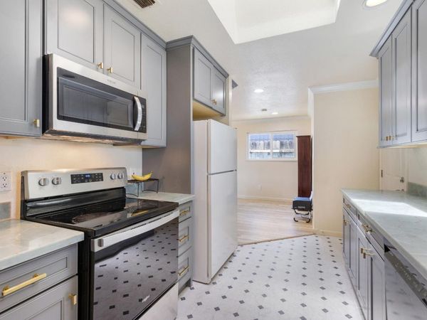 7709 Milldale Cir, Elverta, CA 95626