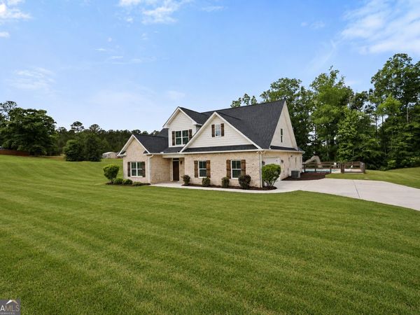 89 Claire Road, Forsyth, GA 31029