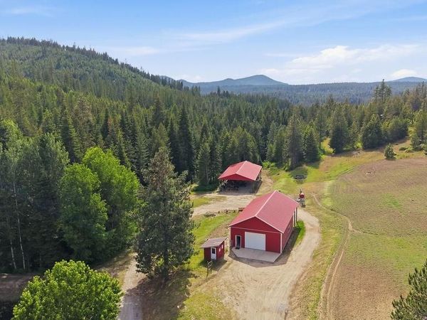 1240 Doe Meadow Rd, Newport, WA 99156