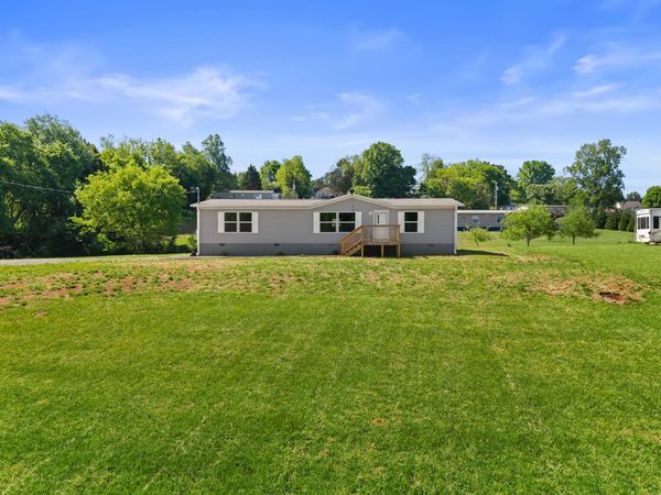 217 Oakland Road , Sweetwater, TN 37874