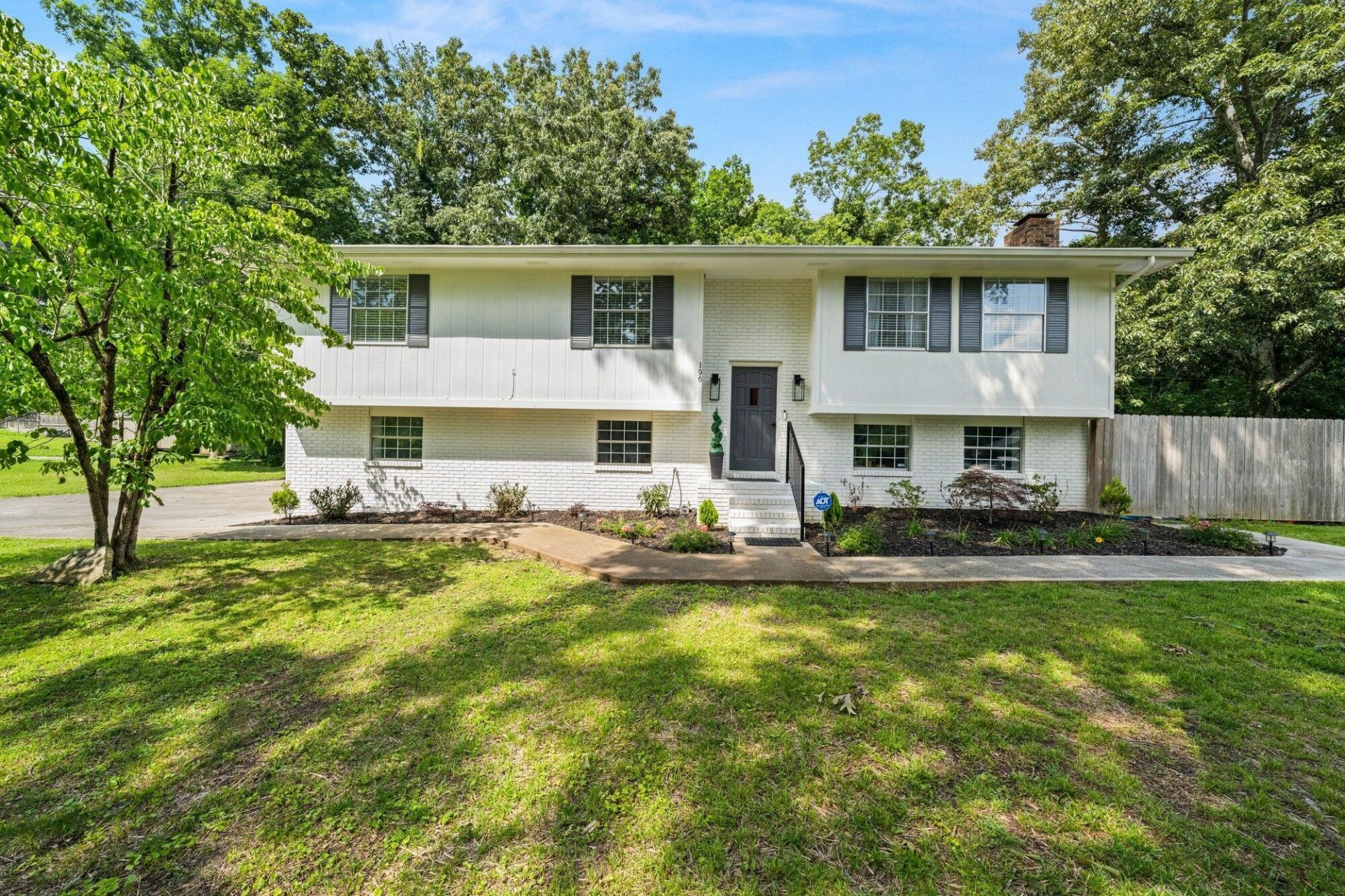 196 County Road 142 , Riceville, TN 37370 Main Photo