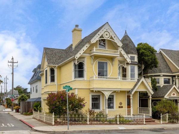 132 Forest Avenue, Pacific Grove, CA 93950