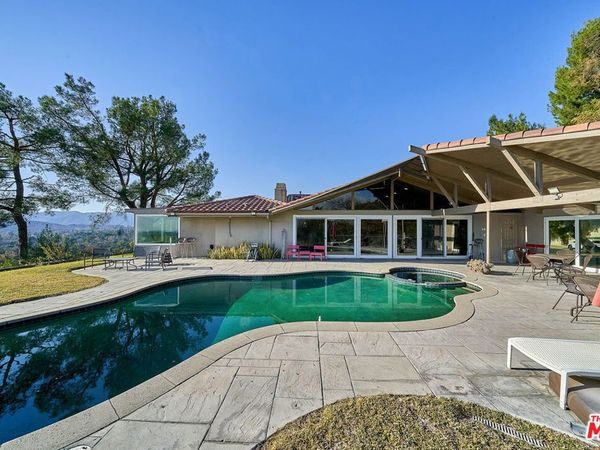 5354 Stardust Road, La Canada Flintridge, CA 91011