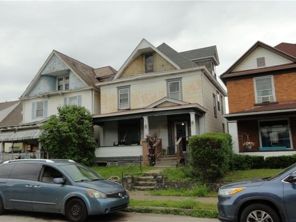 406 Grant Street, Newell, WV 26050