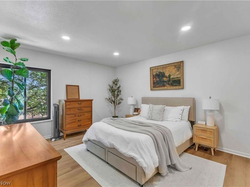 22946 Mastick Road , Unit 202, Fairview Park, OH 44126 Photo 18