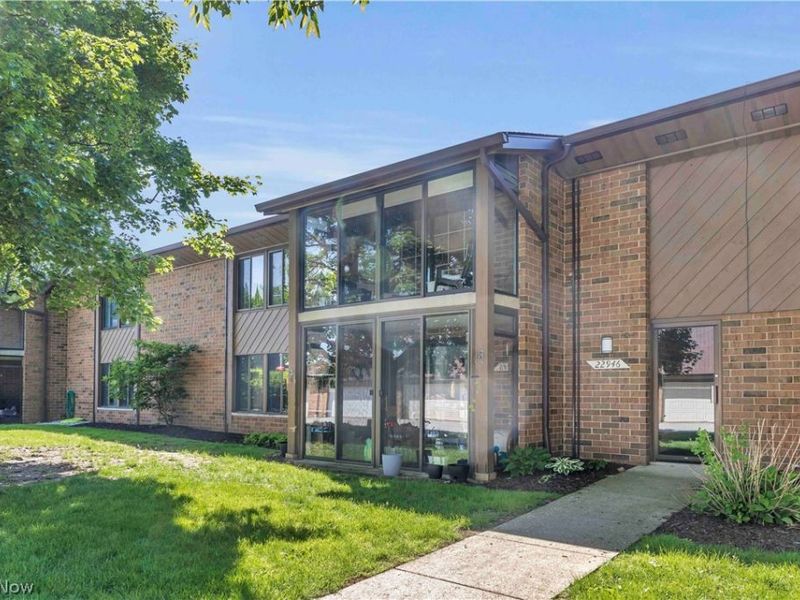 22946 Mastick Road , Unit 202, Fairview Park, OH 44126 Photo 2