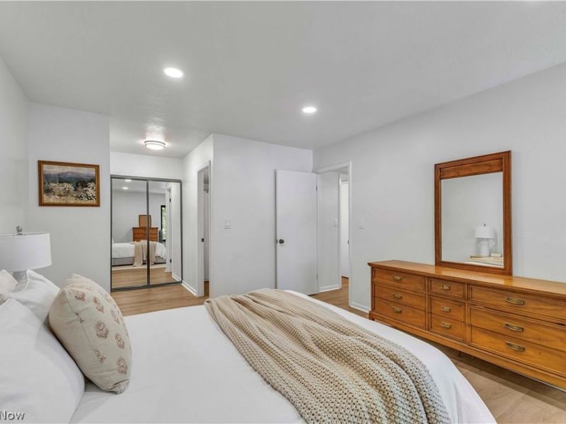 22946 Mastick Road , Unit 202, Fairview Park, OH 44126 Photo 20