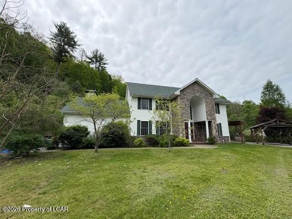 743 Carverton Road, Wyoming, PA 18644