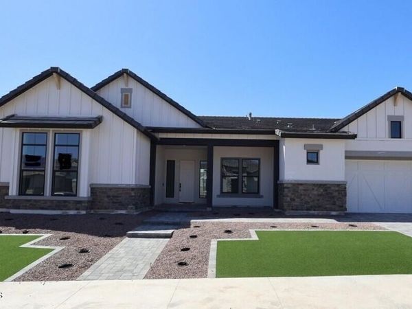 21655 W ALEGRE Drive, Buckeye, AZ 85396