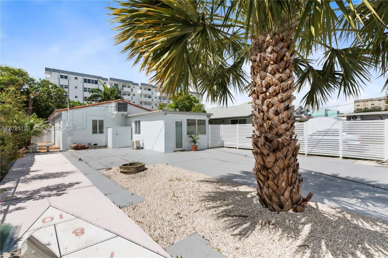 1715 Jefferson St , Hollywood, FL 33020 Photo