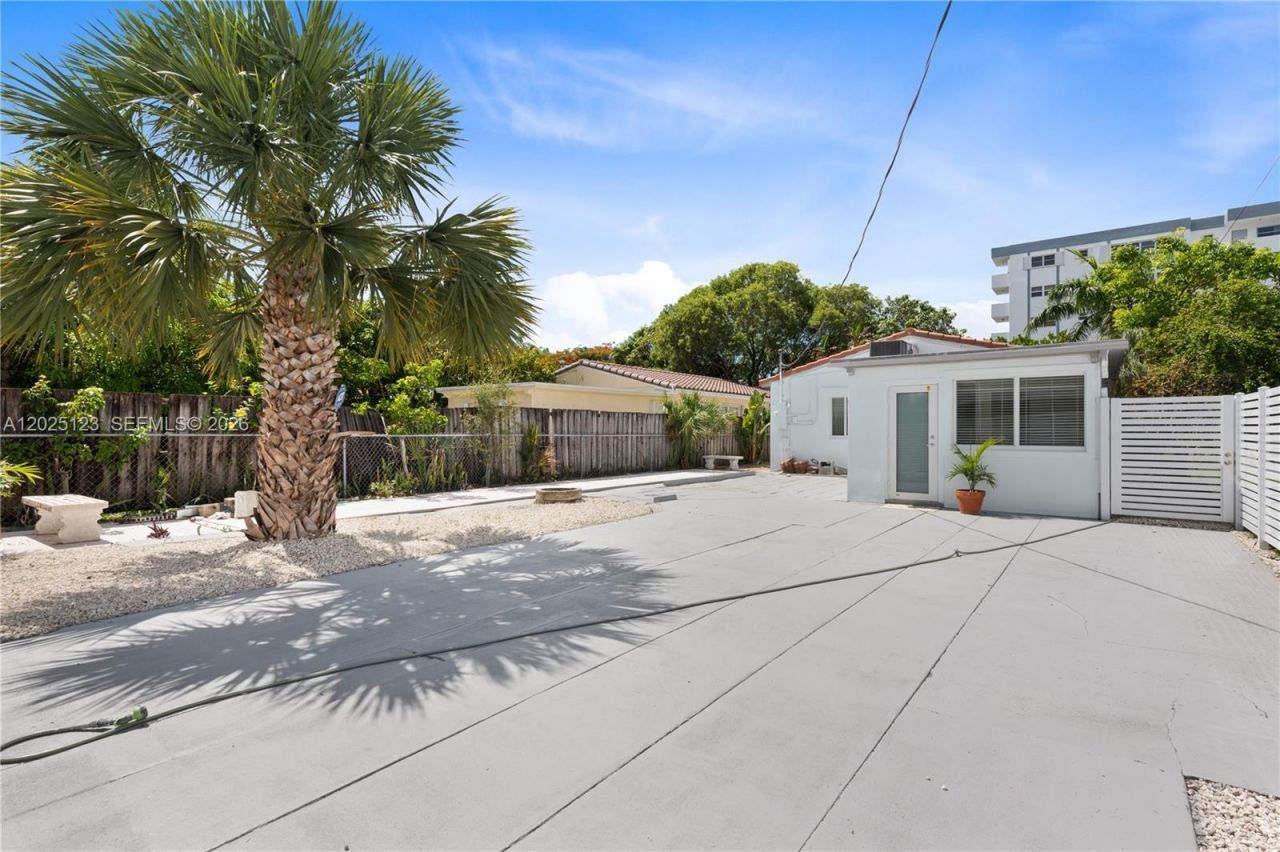 1715 Jefferson St , Hollywood, FL 33020 Photo