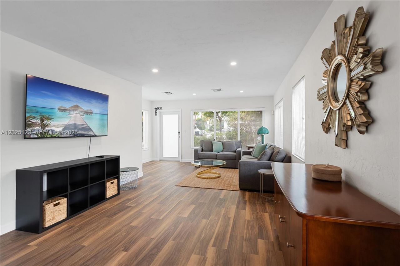 1715 Jefferson St , Hollywood, FL 33020 Photo