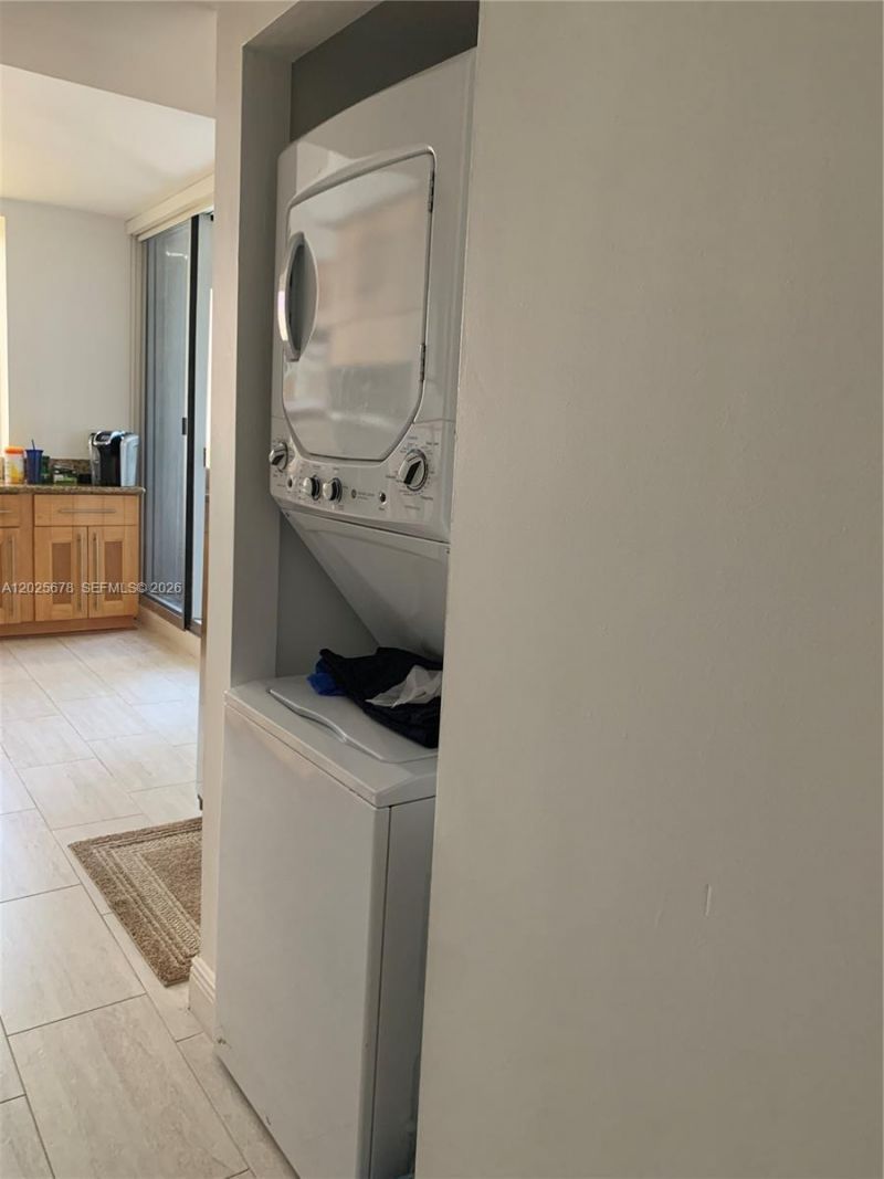 1541 Brickell Ave , Unit B3804, Miami, FL 33129 Photo