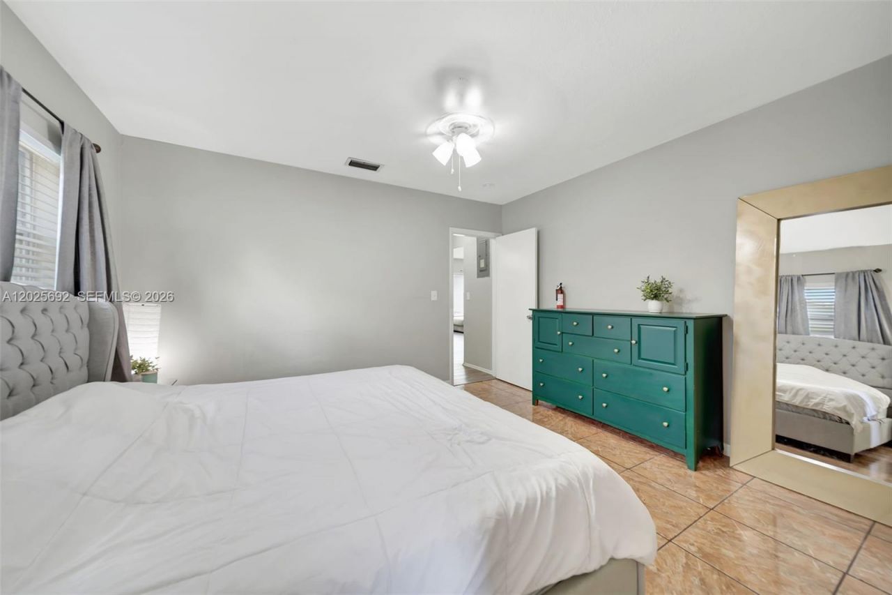 5380 SW 11th St , Margate, FL 33068 Photo