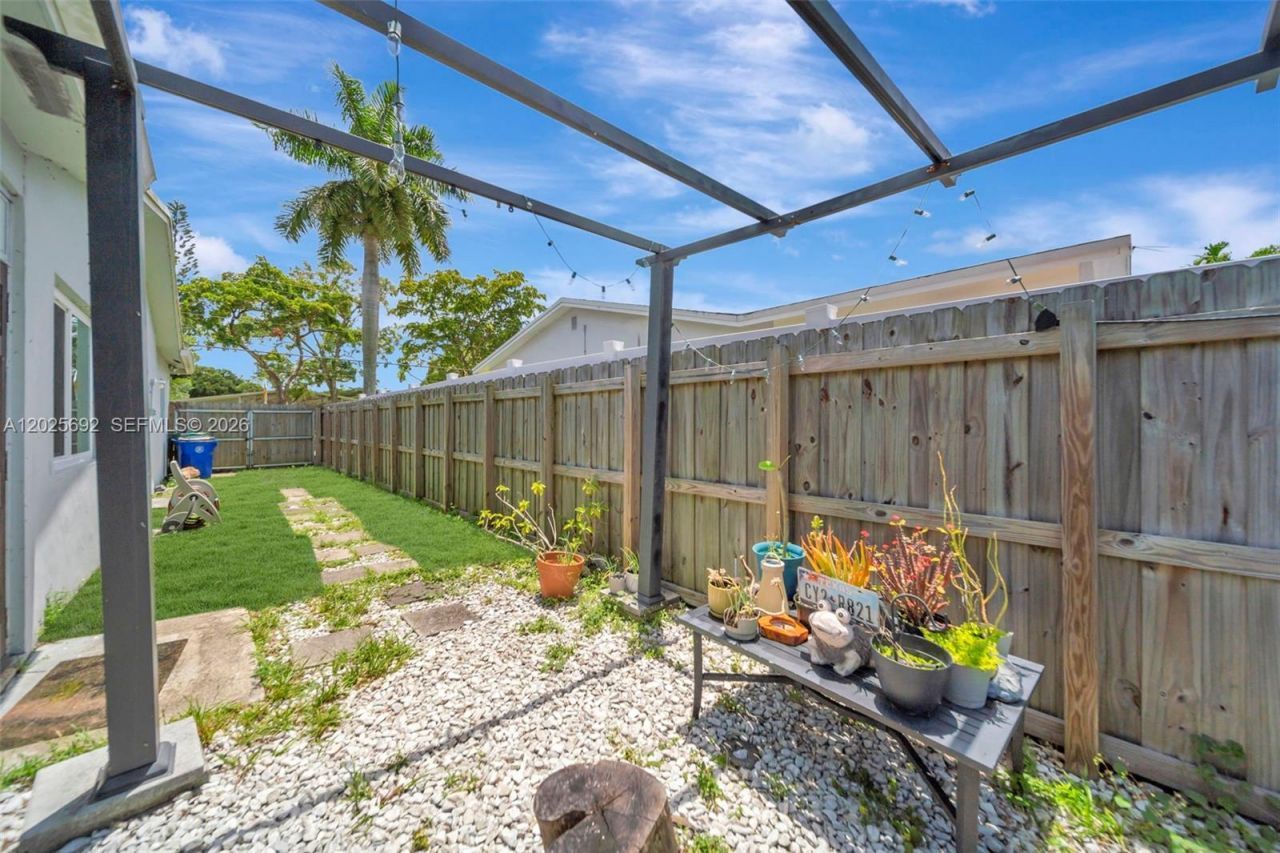5380 SW 11th St , Margate, FL 33068 Photo