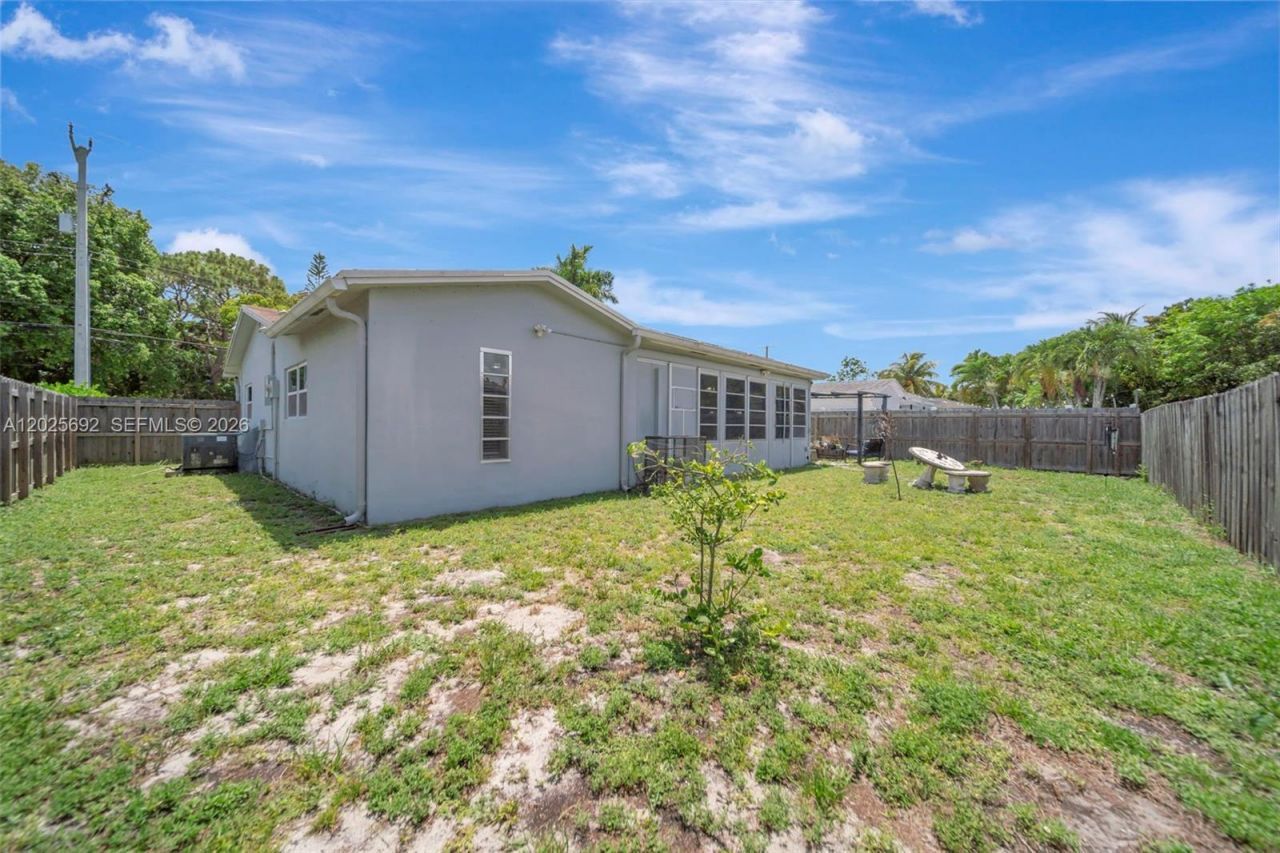 5380 SW 11th St , Margate, FL 33068 Photo