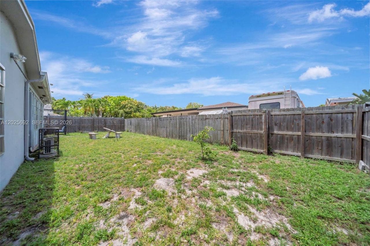 5380 SW 11th St , Margate, FL 33068 Photo