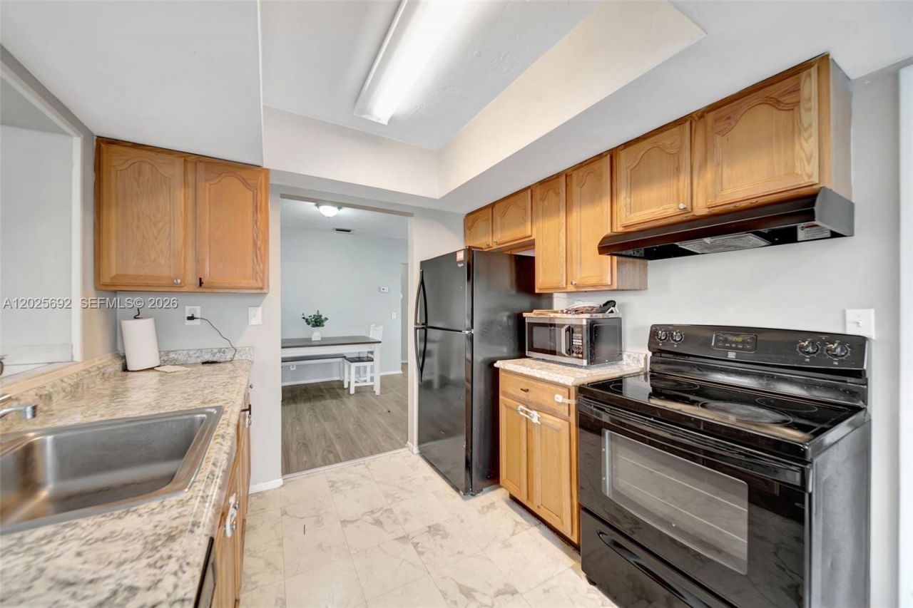 5380 SW 11th St , Margate, FL 33068 Photo