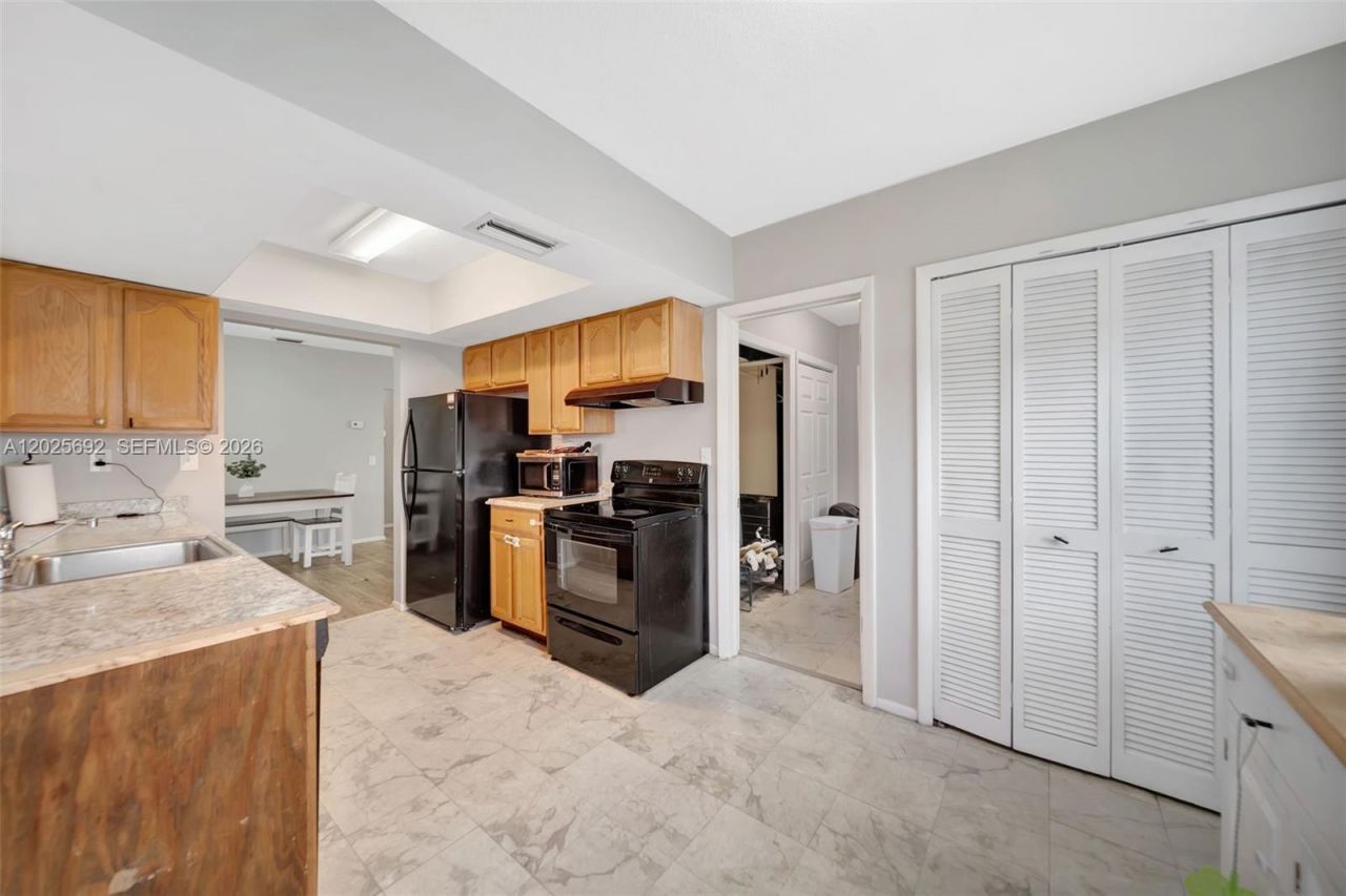 5380 SW 11th St , Margate, FL 33068 Photo