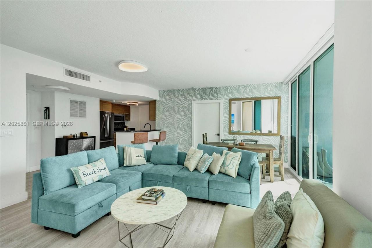 1881 79th St Cswy , Unit 1404, North Bay Village, FL 33141 Photo