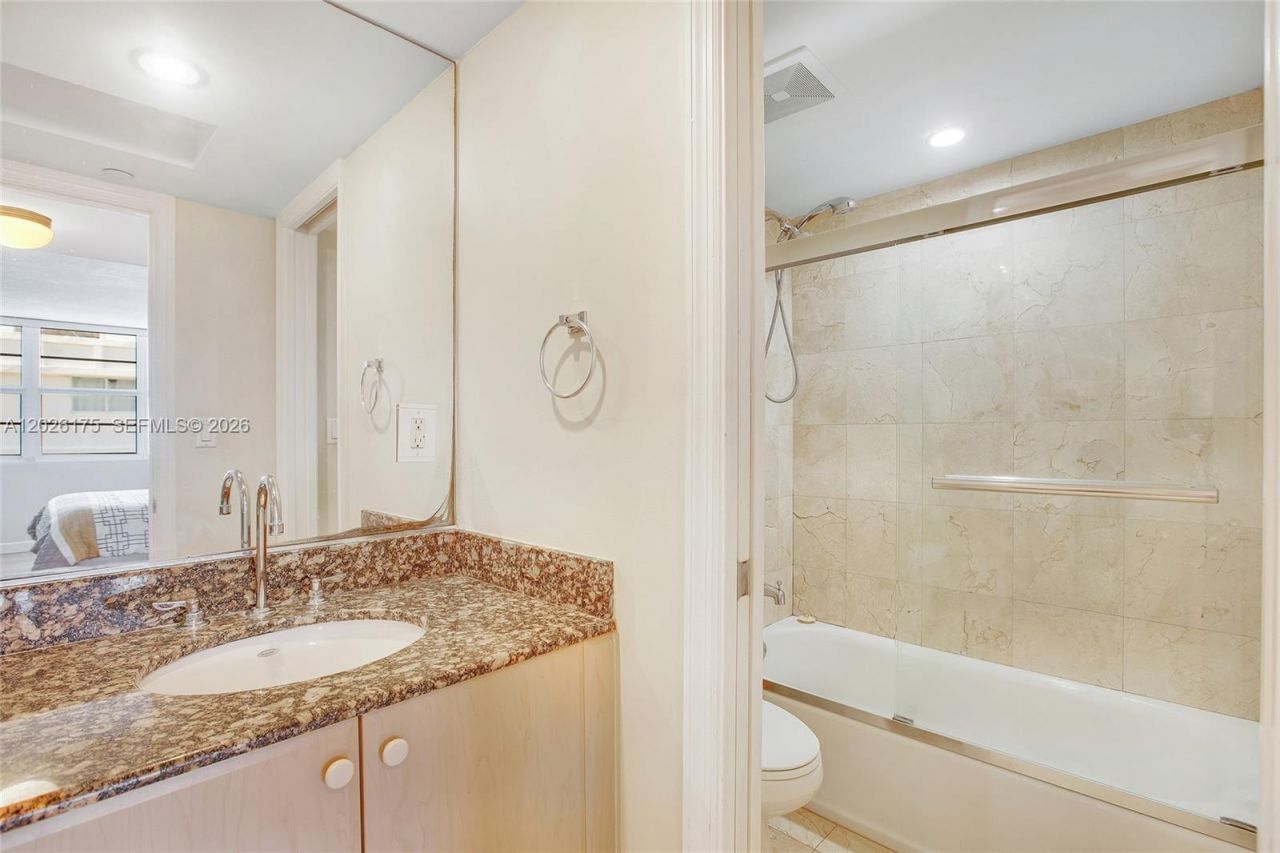 6917 Collins Ave, Unit 1608, Miami Beach, FL 33141 Photo
