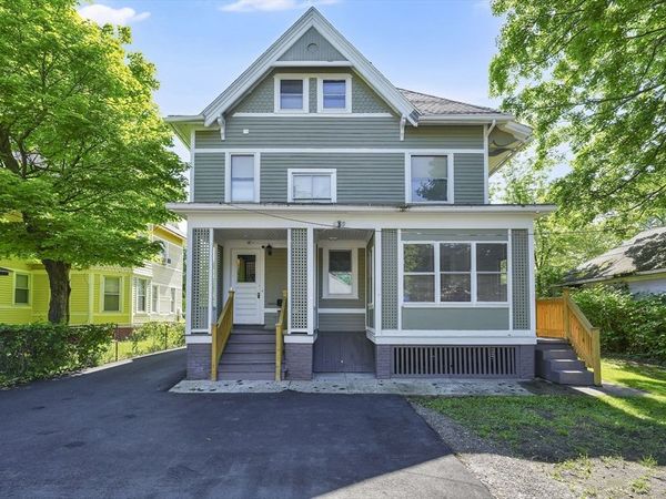 288 Saint James Ave, Springfield, MA 01109