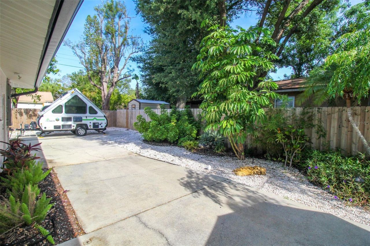 671 47th Street, Sarasota, FL 34234 Photo
