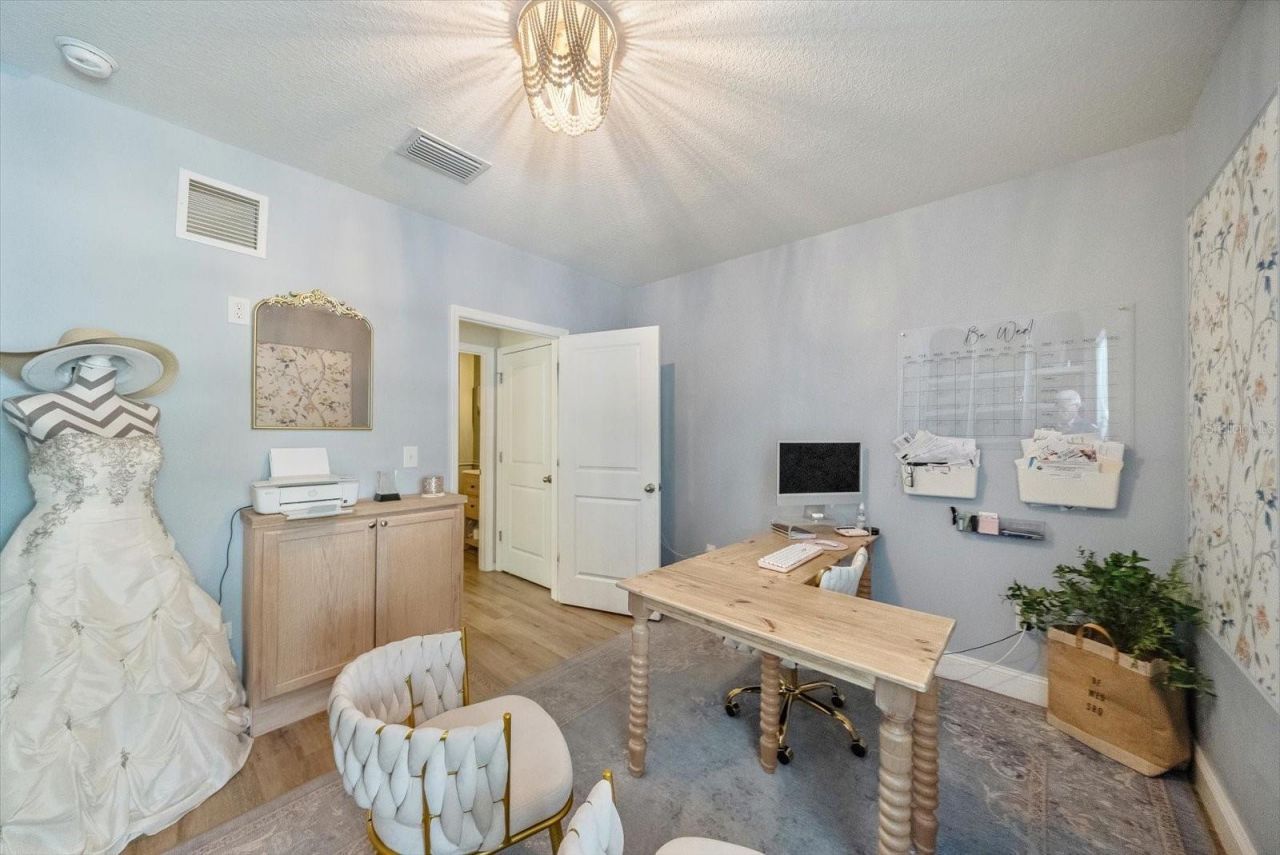 4857 Silver Topaz Street, Sarasota, FL 34233 Photo