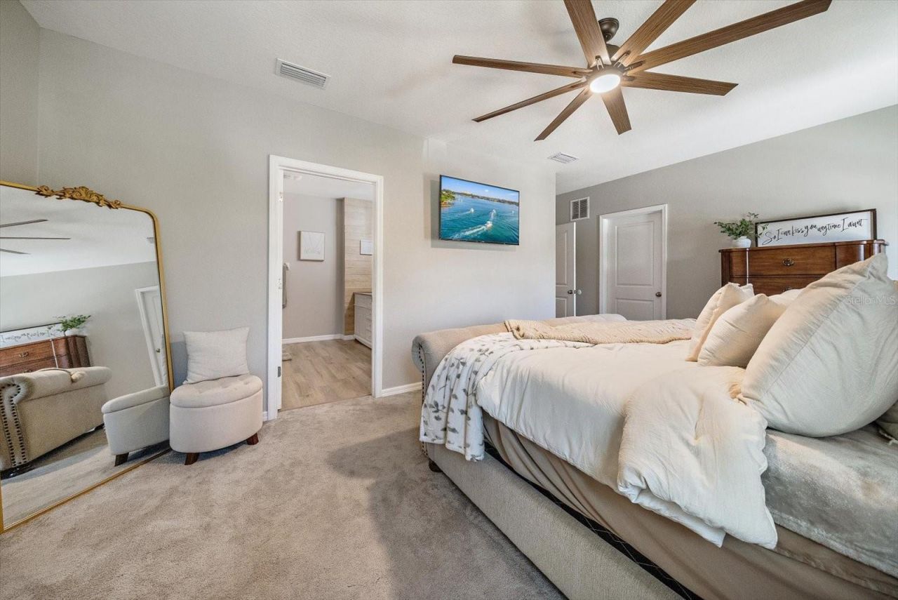 4857 Silver Topaz Street, Sarasota, FL 34233 Photo
