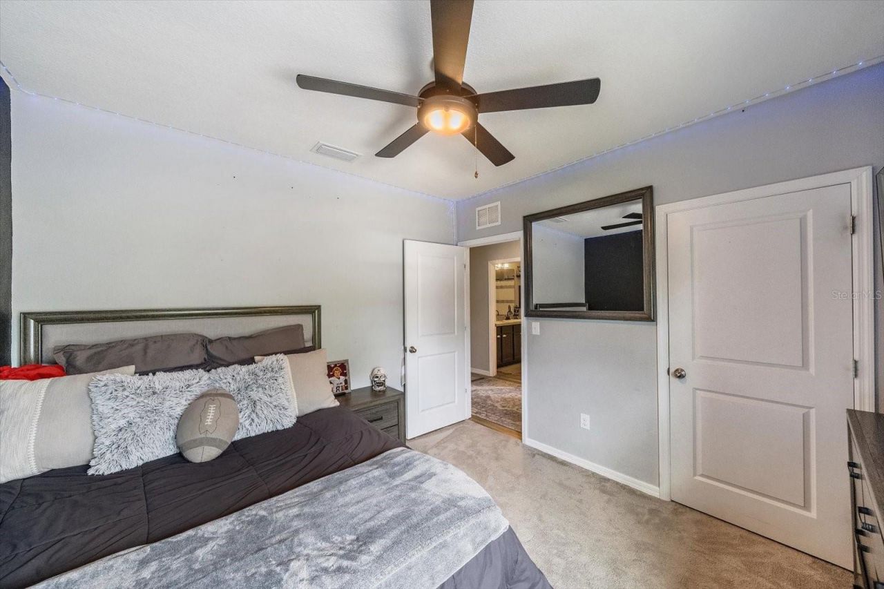 4857 Silver Topaz Street, Sarasota, FL 34233 Photo