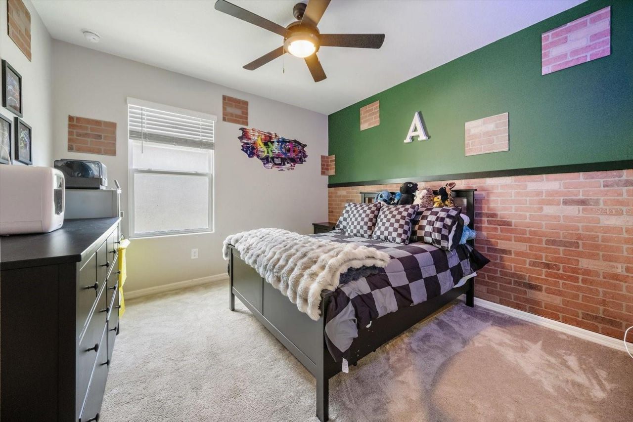 4857 Silver Topaz Street, Sarasota, FL 34233 Photo
