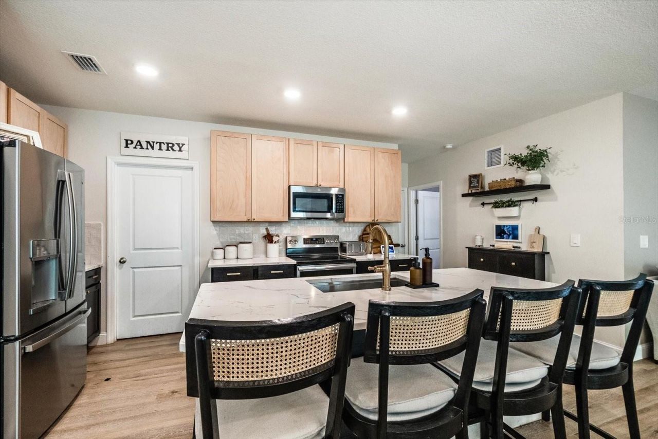4857 Silver Topaz Street, Sarasota, FL 34233 Photo